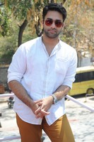 Navdeep Stills